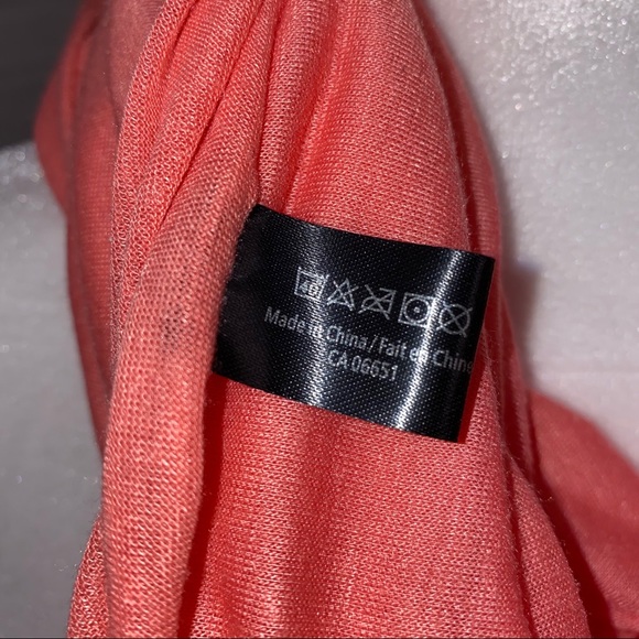 ⭐️SEE NEW LISTING⭐️Hot Steps Coral Foulard Scarf - Picture 5 of 6